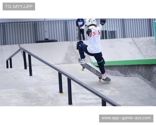 滑板街区赛选手跨越七级台阶一镜到底